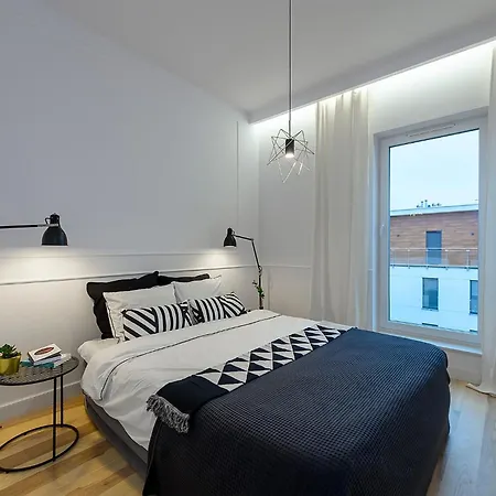 Apartmán Marina Glamour - 3pok, Widok Na Jezioro, Klimatyzacja, Parking Podziemny, Winda, Netflix Iława