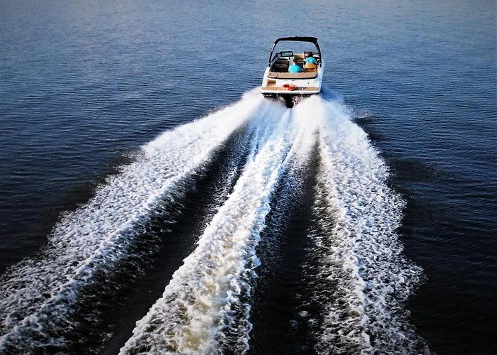 Marina Glamour - 3pok, Widok Na Jezioro, Klimatyzacja, Parking Podziemny, Winda, Netflix Apartment